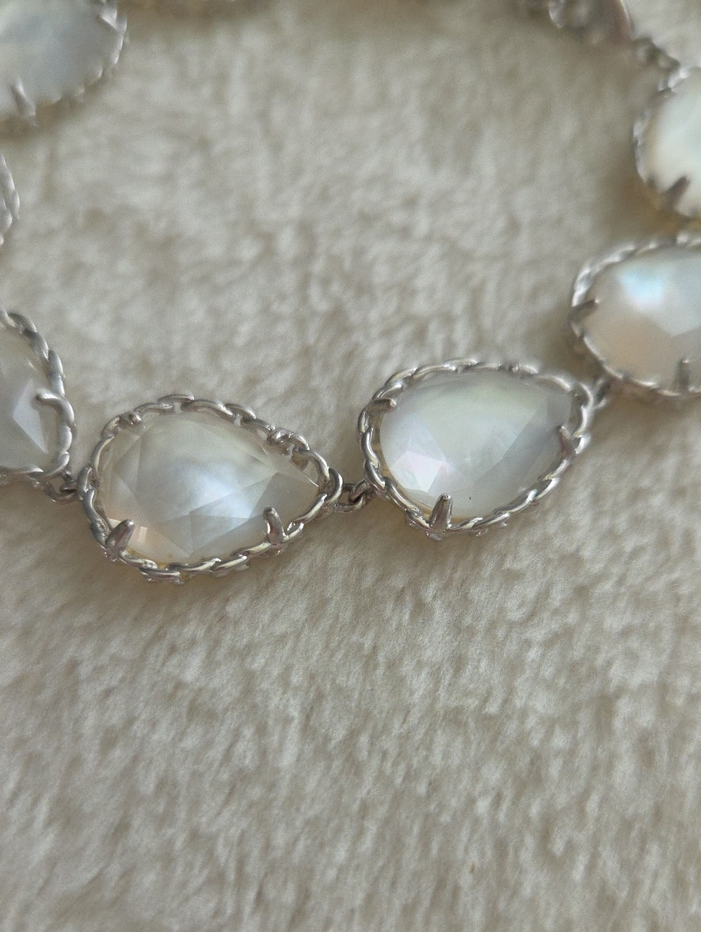 Kendra Scott Silver Mother of Pearl KENZIE BRACELET New NWT - Picture 4 of 9